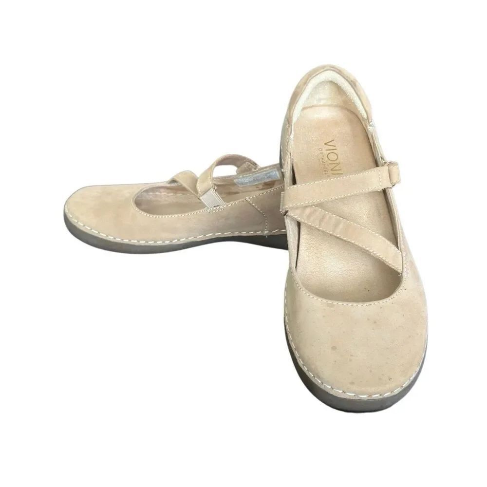 Vionic Judith Beige Leather Flat Shoes Size 7 1/2